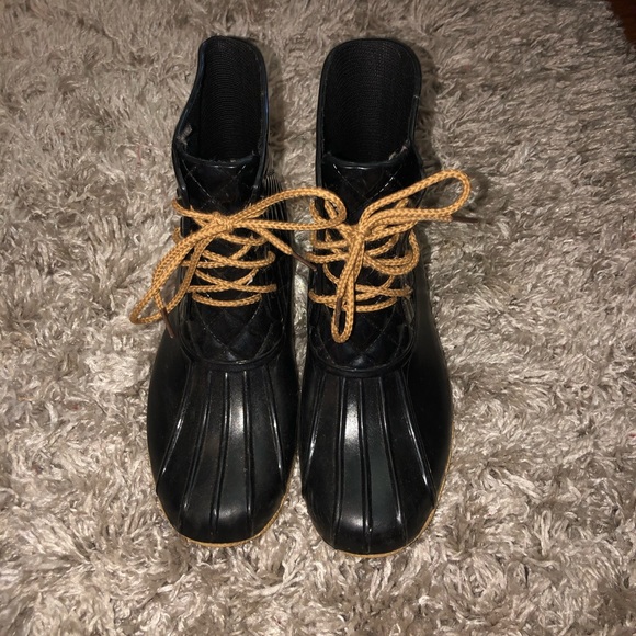 Shoes - Picture 10 of 13